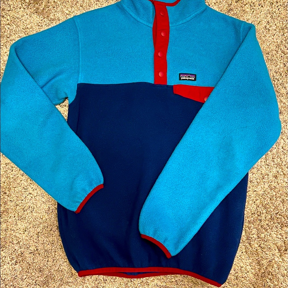 PATAGONIA RE-TOOL SNAP-T PULLOVER FLEECE  SIZE YOUTH XL or WOMENS X-SMALL.